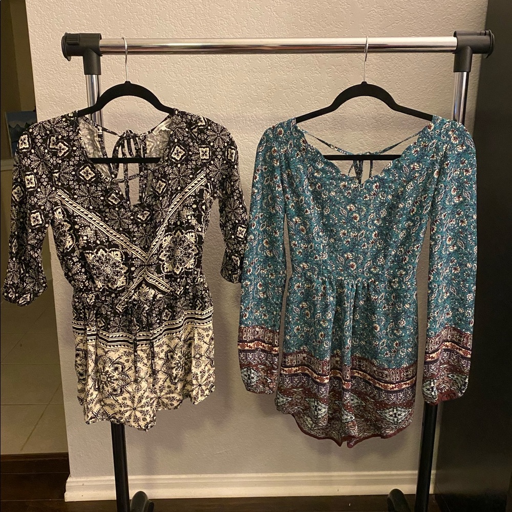2 Rompers